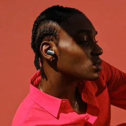 Bose QuietComfort Wireless Noise Canceling Earbuds, Black (882826-0010)