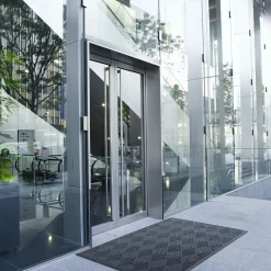 Coastwide Professional™ Commercial Wiper/Scraper Floor Mat, 4' x 6', Charcoal (CW23071)