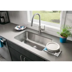 Elkay Lustertone Stainless Steel 30-1/2" x 18-1/2" x 10", Single Bowl Undermount Sink with Perfect Drain (ELUH281610PD)