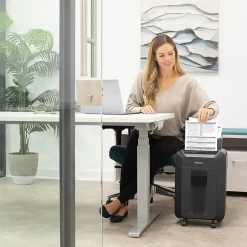 Fellowes AutoMax 100MA 100-Sheet Micro-Cut Shredder (4704001)