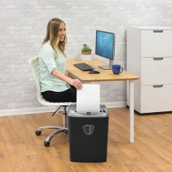 Fellowes Powershred 75CS 12-Sheet Cross-Cut Personal Shredder (4675701)