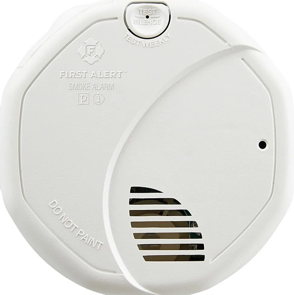 First Alert Dual Sensor Battery Powered Smoke Alarm (FAT1039828)