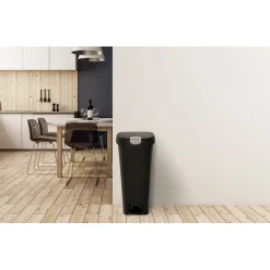 Hefty Lockable Step On Trash Can, 12 Gallon, Black, 2/Pack (HFTCOM225807545)