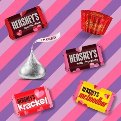 HERSHEY'S and REESE'S Assorted Chocolate Valentine's Candy Bag, 21.7 oz (HEC94591)