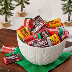 Hershey's Miniatures Assorted Chocolate Candy Bag, 39.6 oz. (HEC45401)