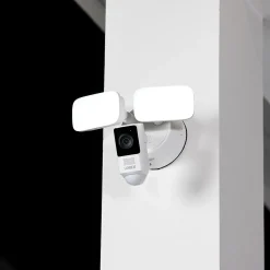 Lorex 2K 4.0-MP Wi-Fi Outdoor Floodlight Security Camera, White (W452ASD-E)