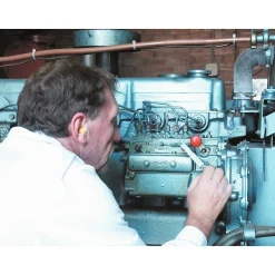 3M E-A-R Classic Earplugs, Uncorded, Pillow Pack, 200 Pairs/Case (310-1001)