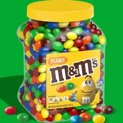 M&M's Peanut Chocolate Milk Chocolate Pieces, 62 oz. (209-00060)