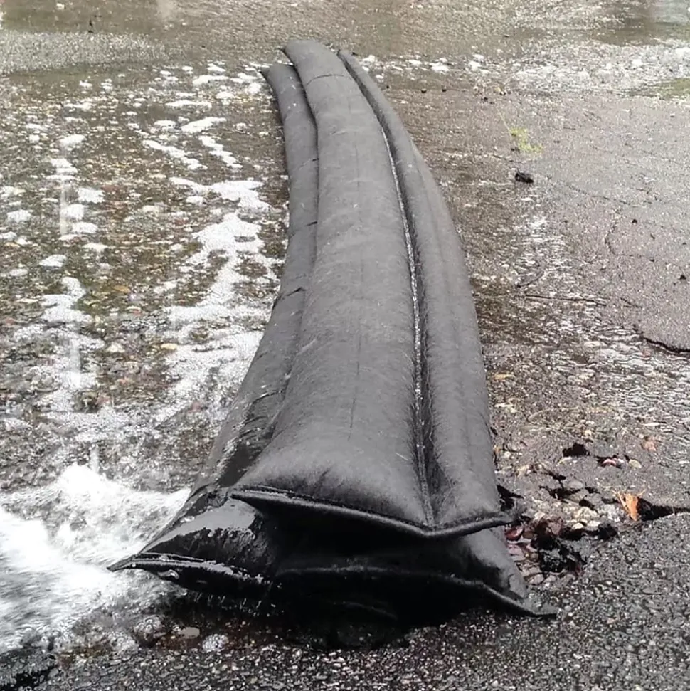 Quick Dam™ Flood Barriers 3.5" x 5' (60") 2/Pack