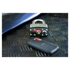 SanDisk Extreme Portable SDSSDE61-1T00-G25 1TB USB 3.1 External Solid State Drive