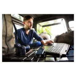 SanDisk Extreme Portable SDSSDE61-1T00-G25 1TB USB 3.1 External Solid State Drive