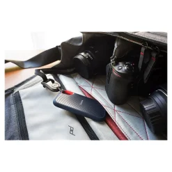 SanDisk Extreme Portable 500GB USB 3.2 External Solid State Drive (SDSSDE61-500G-G25)