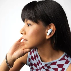 Skullcandy EcoBuds True Wireless Earbuds with Microphone & Charging Dock, Bluetooth, Glacier (S2EOW-Q764)