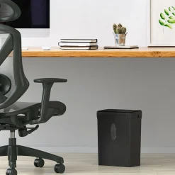 Staples 8-Sheet Cross-Cut Personal Shredder (SPL-OXC8A)