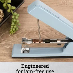 Swingline 747 Classic Metal Stapler, 20-Sheet Capacity, Sky Blue (74708)