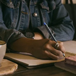 uni Kuru Toga Mechanical Pencil, 0.5mm, #2 Hard Lead (1751934)