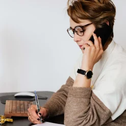 uniball 207 Needle Retractable Gel Pens, Medium Point, 0.7mm, Blue Ink, Dozen (1736098)