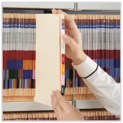 Universal Reinforced File Folders, 1 Tab, Letter Size, Manila, 100/Box (UNV13330)