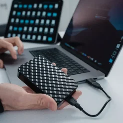 Verbatim Store 'N' Go 2TB External Portable USB 3.0 Solid State Drive, Black (53195)